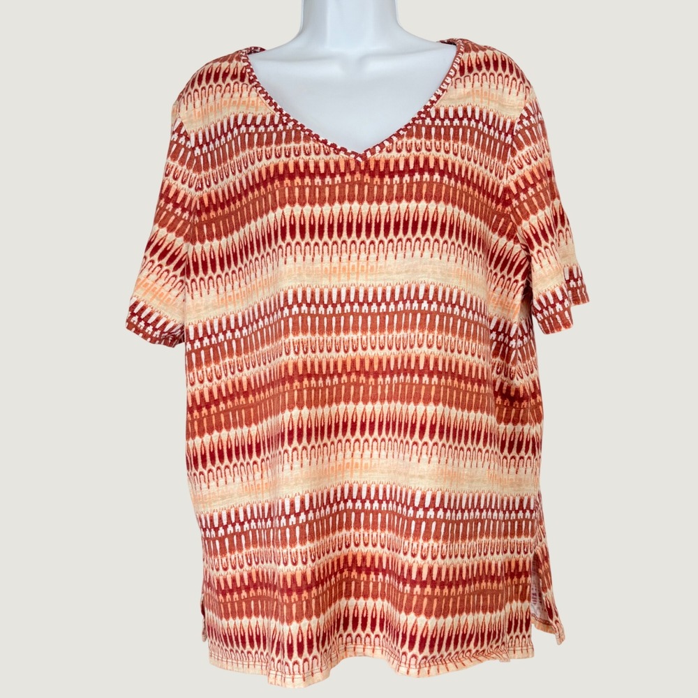 Chico's Women XL Short Sleeve Knit Top Red Orange Geometric V-Neck Slits